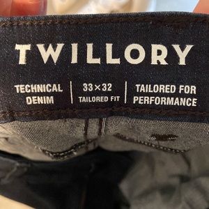 Twillory Mens 33 X 32 technical denim jeans